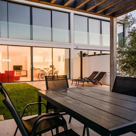 Appartamento Flori With Sea View Malinska