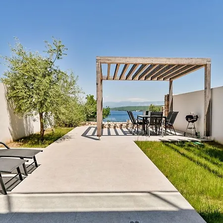 Flori With Sea View Apartment