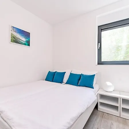 Διαμέρισμα Flori With Sea View Malinska